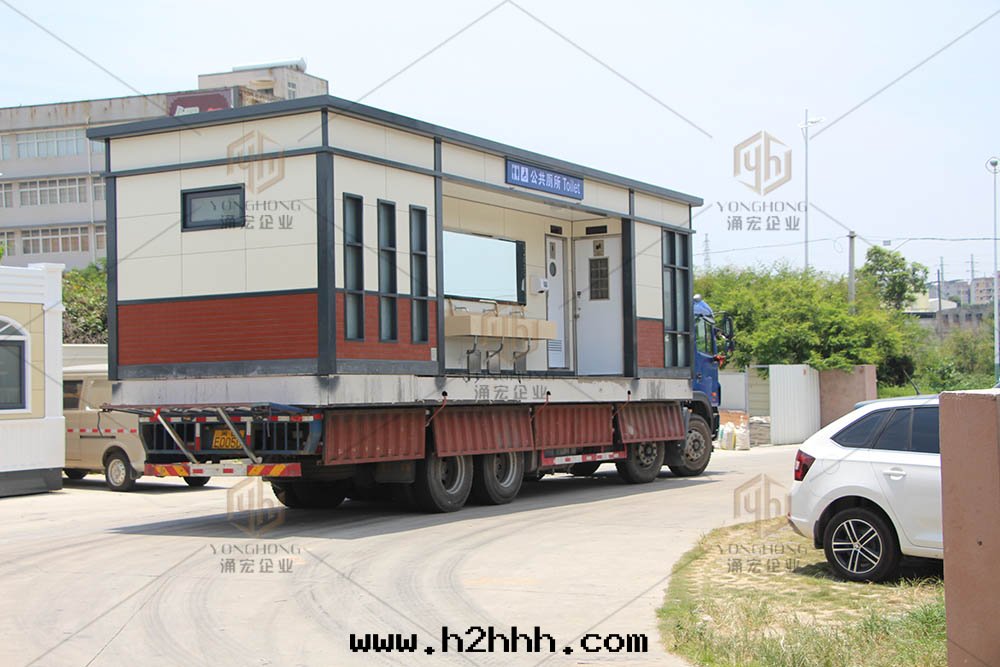 生态环(huán)保廁所(suǒ)裝(zhuāng)車