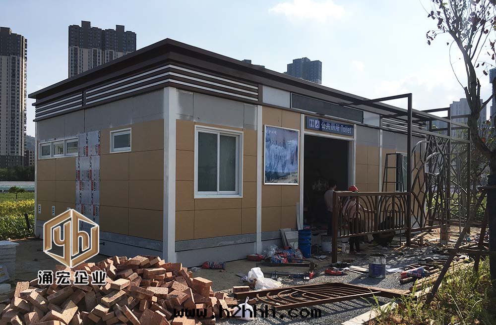 智能(néng)移動(dòng)廁所(suǒ)图(tú)片