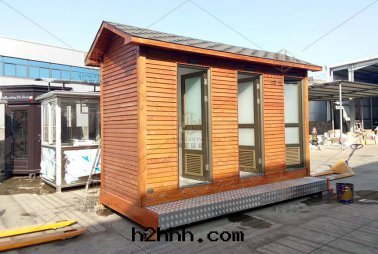 三(sān)廁位(wèi)防腐木(mù)公(gōng)廁