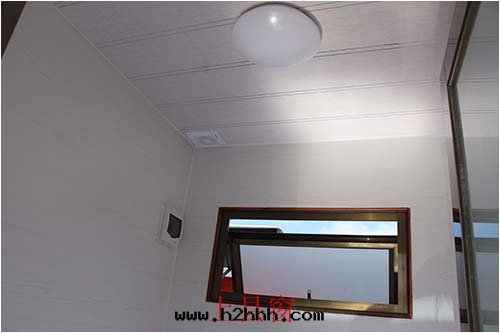 上(shàng)懸窗(chuāng)